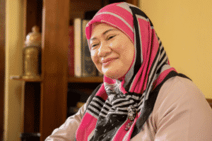 Bisnis Syariah: Bu Yuyun Mantap Jalani Evermos