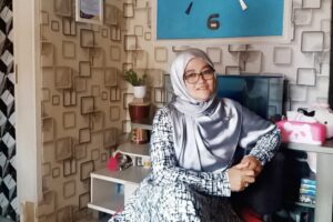 Bu Widhya, Ingin Mengajak Ibu-ibu Lebih Produktif