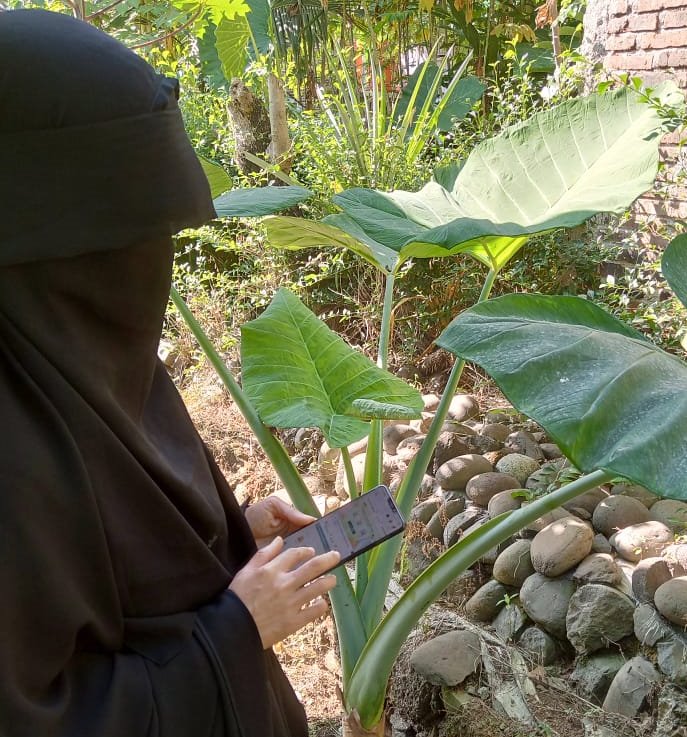 Bu Meika, Tidak Mudah Menyerah Berjualan Sambil Mengurus Keluarga