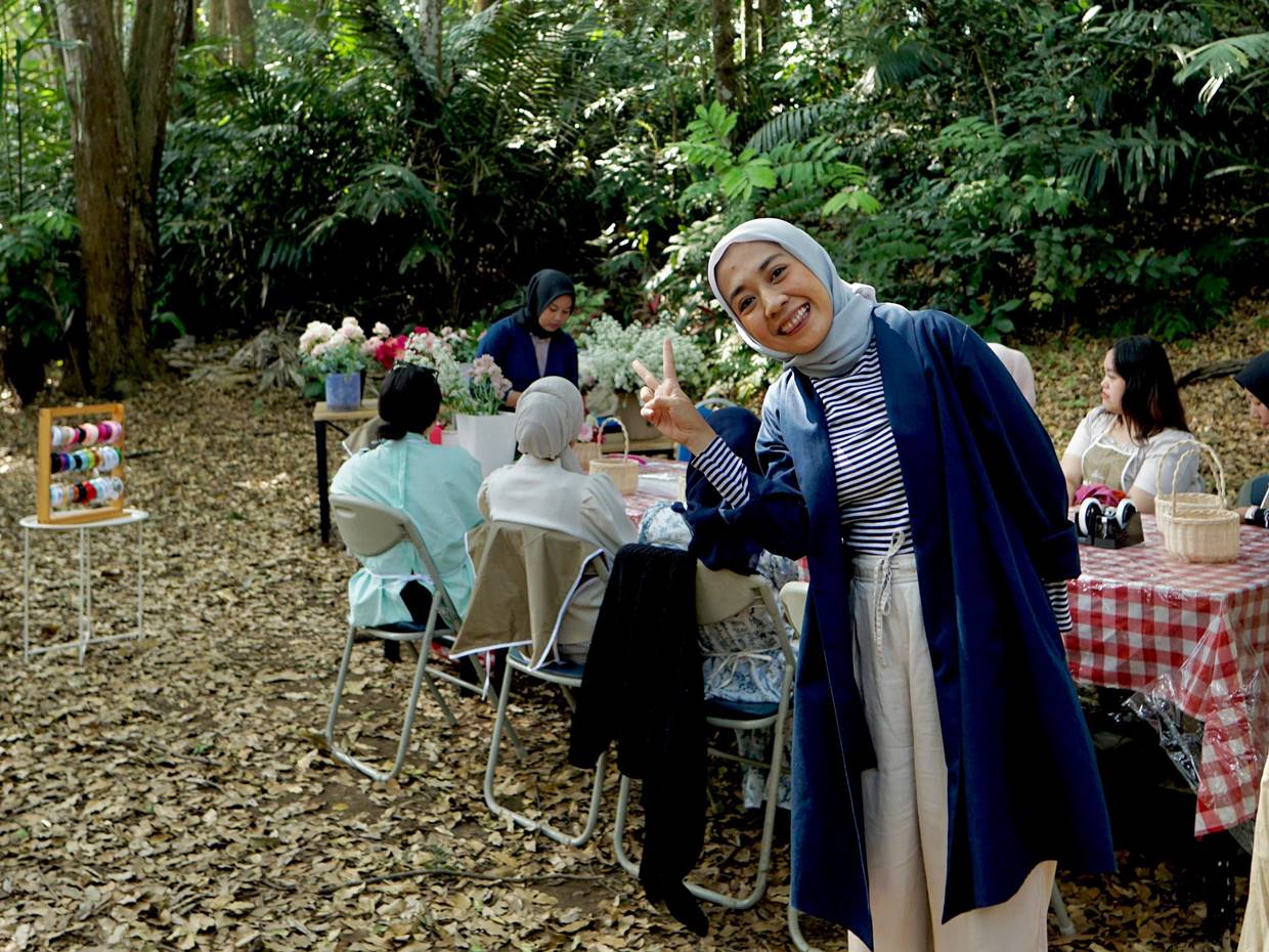 Zaara Florist: Perjalanan Inspiratif Syifa Nur Azizah Menemukan Jati Dirinya