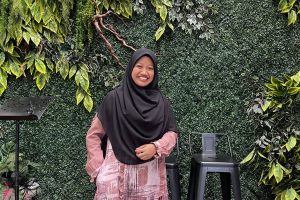 Menjalankan Bisnis Sambil Mengajar: Rahasia Afriya Sri Rezeki Menjaga Konsistensi dan Kepercayaan