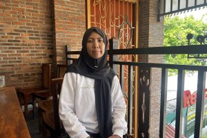 Ibu Rumah Tangga yang Berdaya: Transformasi Eny Susiana Melalui Bisnis Online