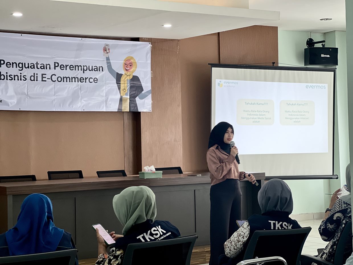 Kolaborasi Evermos dengan Yayasan Sakura Indonesia - Pelatihan Penguatan Perempuan dalam Berbisnis: Langkah Menuju Kemandirian Ekonomi