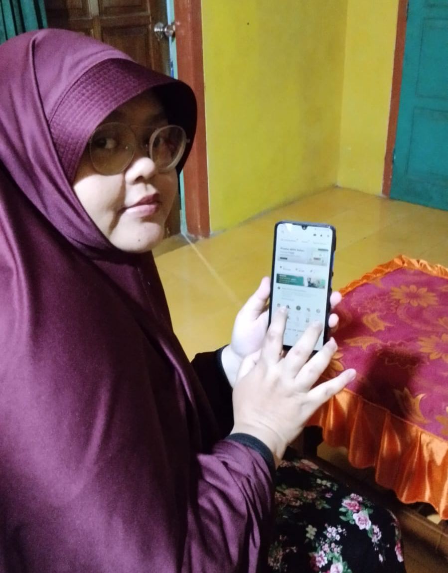 Elin Roslina: Dari Guru Les Hingga Reseller Evermos, Menemukan Jalan Baru di Dunia Online