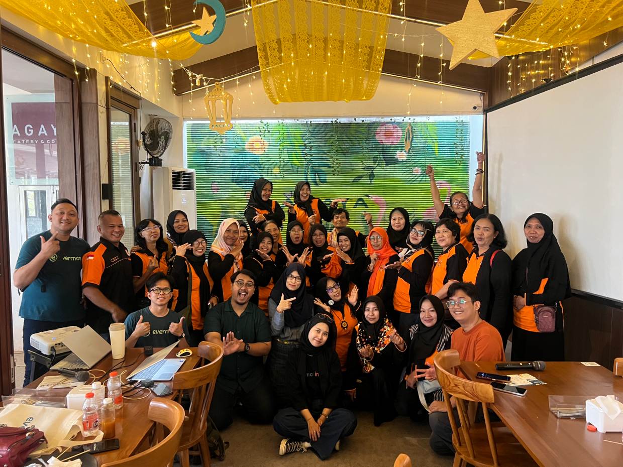 Pemberdayaan UKM Evermos 18 Pemberdayaan UKM Evermos