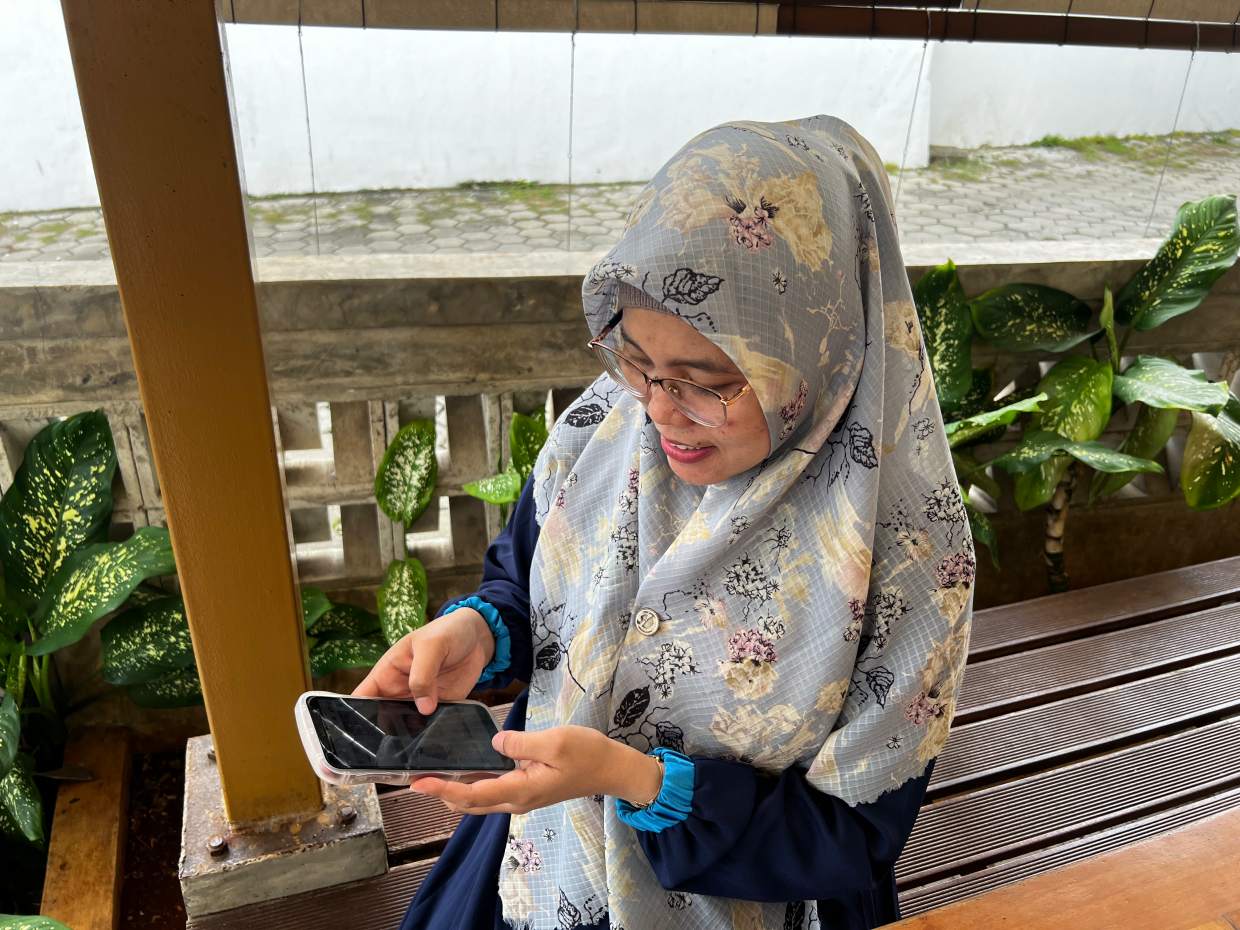 Dari Satu Status ke Satu Transaksi: Bagaimana Deya Alfianty Membangun Bisnis Online