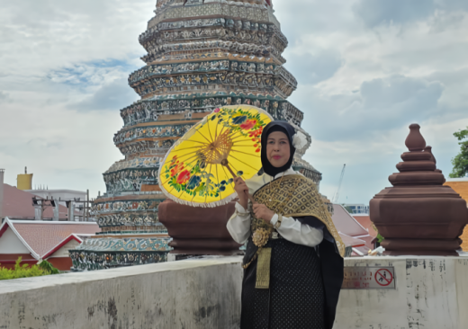 Mengubah Tantangan Jadi Kesempatan: Jejak Reni Wilayah Reseller Evermos dalam Membangun Komunitas Berdaya 1 Mengubah Tantangan Jadi Kesempatan: Jejak Reni Wilayah Reseller Evermos dalam Membangun Komunitas Berdaya