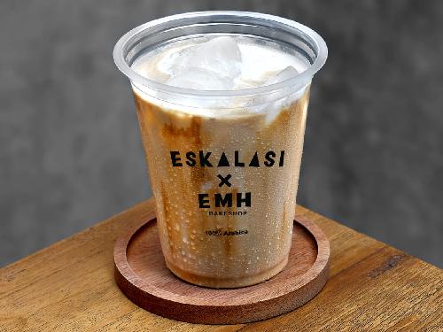 Eskalasi Kopi: Perjalanan Brand Kopi Lokal Bertumbuh dan Beradaptasi 1 Eskalasi Kopi: Perjalanan Brand Kopi Lokal Bertumbuh dan Beradaptasi