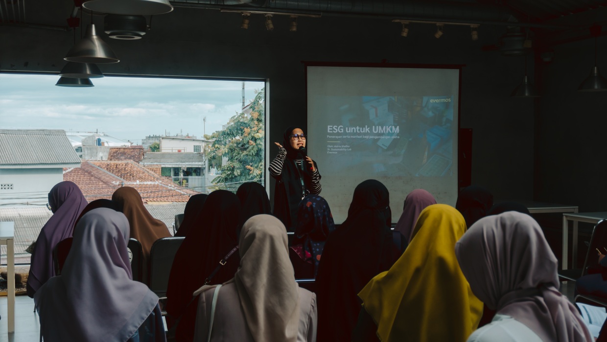 Evermos Raih Anugerah Avirama Nawasena 2026 dari SBM ITB atas Inovasi Model Bisnis dan Rantai Pasok Berkelanjutan 2 Evermos Raih Anugerah Avirama Nawasena 2026 dari SBM ITB atas Inovasi Model Bisnis dan Rantai Pasok Berkelanjutan