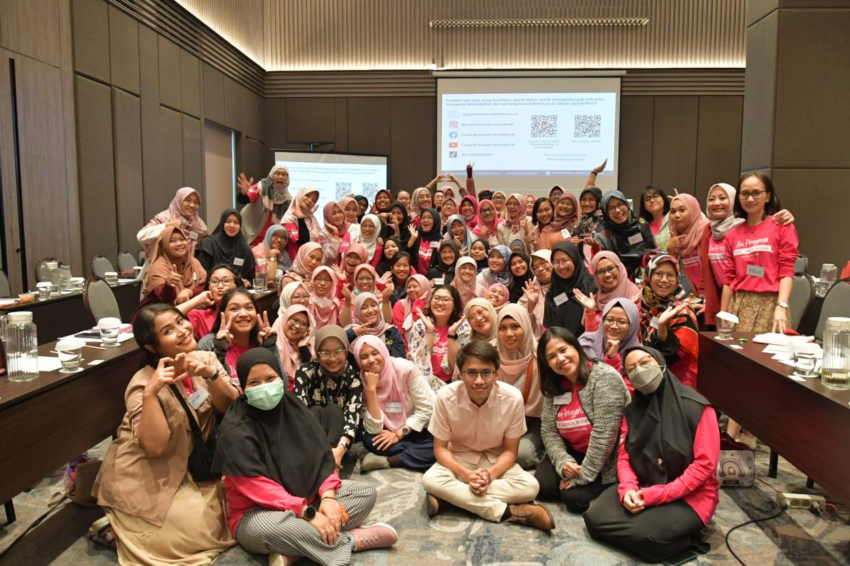 Susi Sukaesih dan Sidina Community: Menguatkan Perempuan Indonesia Lewat Ruang Belajar dan Dukungan 1 Susi Sukaesih dan Sidina Community: Menguatkan Perempuan Indonesia Lewat Ruang Belajar dan Dukungan