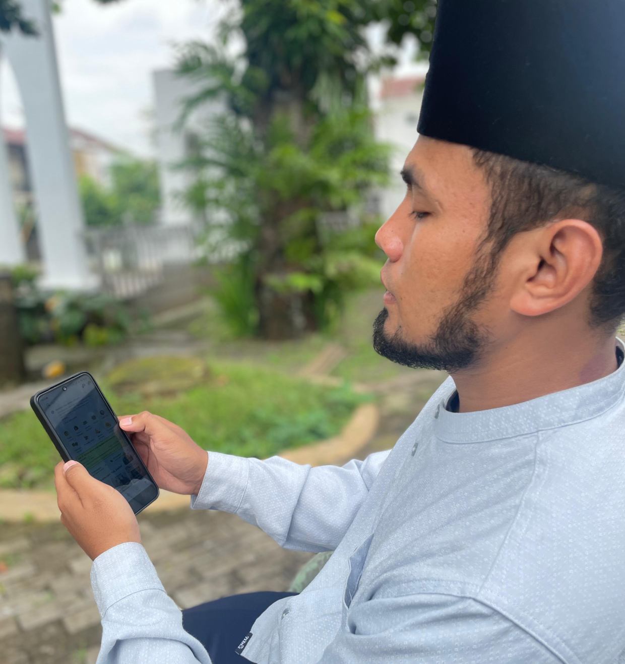 Dari Pamulang Membangun Kepercayaan: Perjalanan Iqbal Nurdin Menjadi Reseller Online yang Konsisten 1 Dari Pamulang Membangun Kepercayaan: Perjalanan Iqbal Nurdin Menjadi Reseller Online yang Konsisten