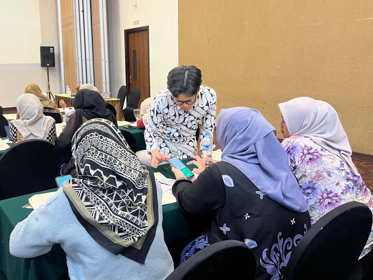 Bisnis Tanpa Modal, Raih Cuan Optimal: Kolaborasi Evermos, ILO Jakarta, dan MRC Cirebon untuk Purna Pekerja Migran 2 Bisnis Tanpa Modal, Raih Cuan Optimal: Kolaborasi Evermos, ILO Jakarta, dan MRC Cirebon untuk Purna Pekerja Migran