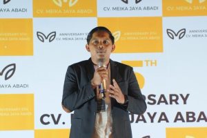 Dari Teknisi Kereta ke Internet Marketer: Perjalanan Indra Komara Putra Membangun Bisnis Digital dari Kuningan