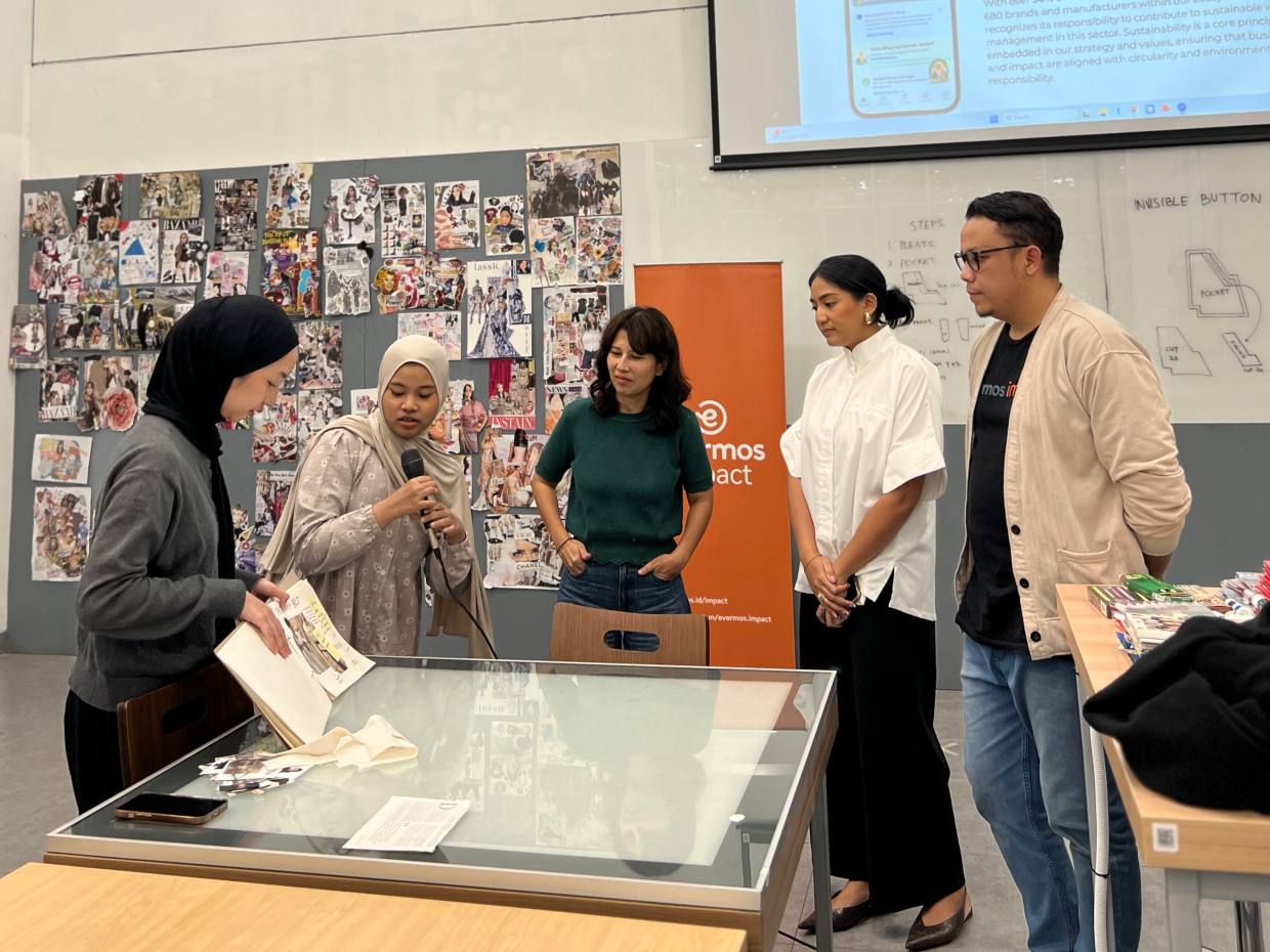 Merancang Masa Depan Tanpa Limbah: Evermos dan Closed Loop Hadirkan Workshop Circular Design Thinking di Binus University Alam Sutera 3 Merancang Masa Depan Tanpa Limbah: Evermos dan Closed Loop Hadirkan Workshop Circular Design Thinking di Binus University Alam Sutera