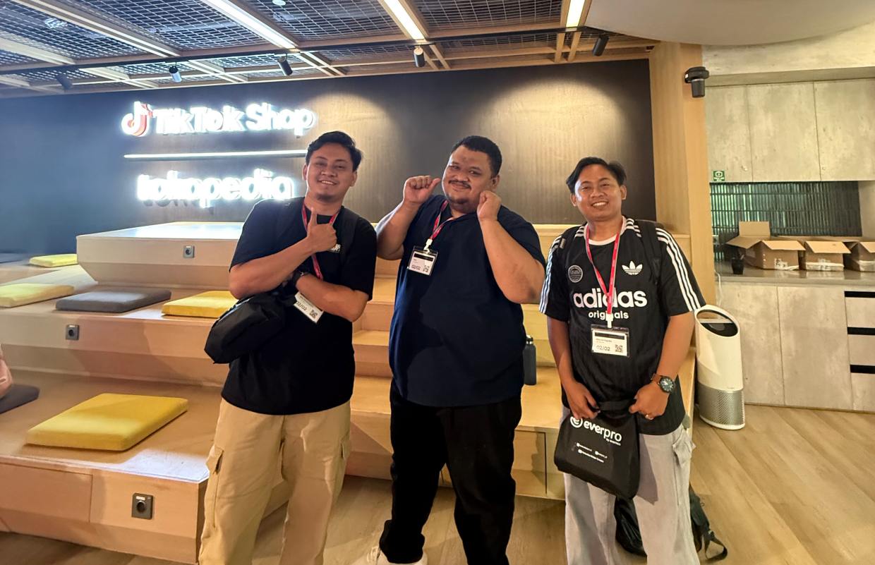 Dari IT ke Internet Marketer, Rizky Handi Nugraha Buktikan Konsistensi Kunci Sukses di Kuningan